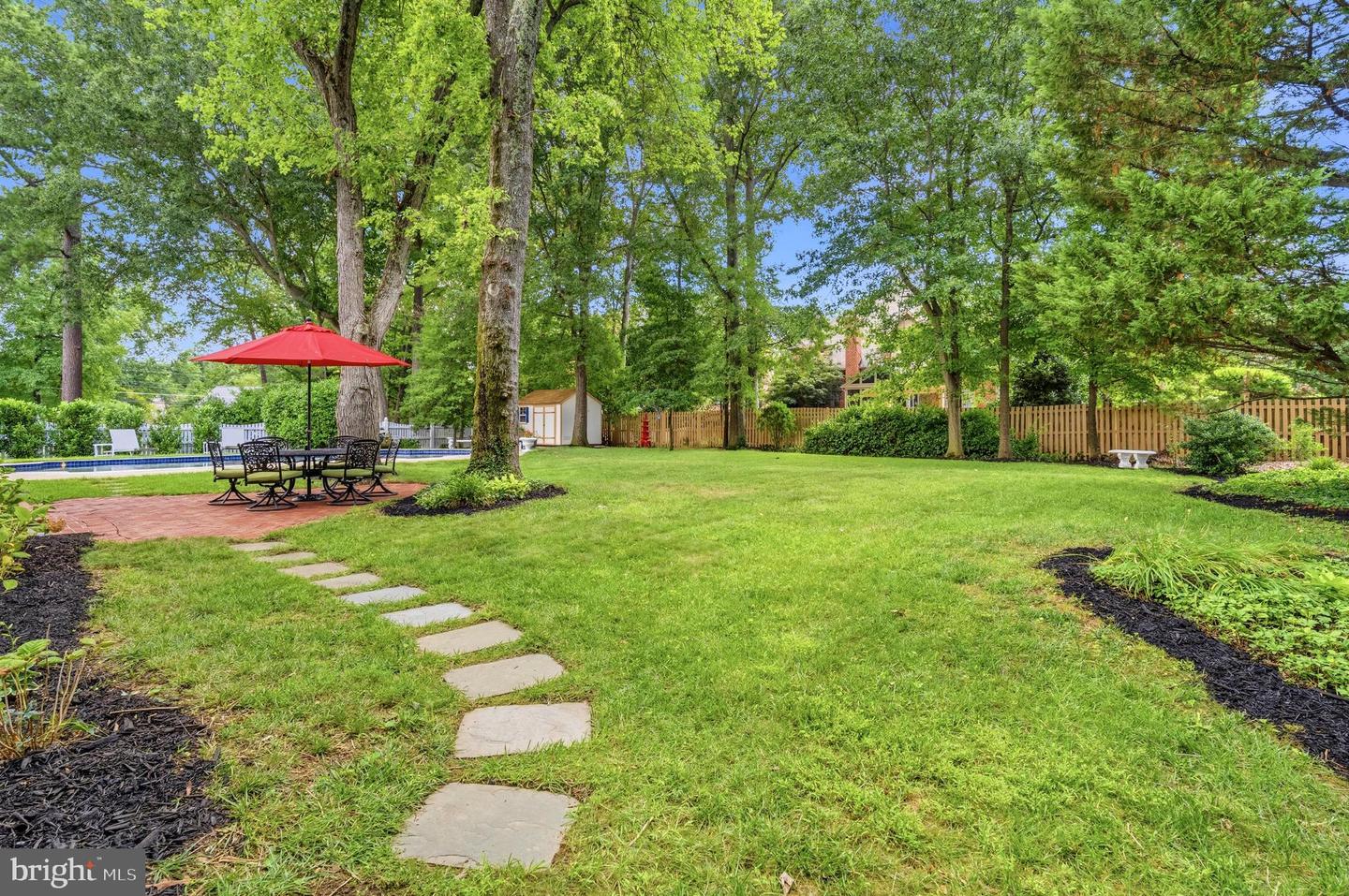 9403 Ferry Landing Ct Property Photo 45