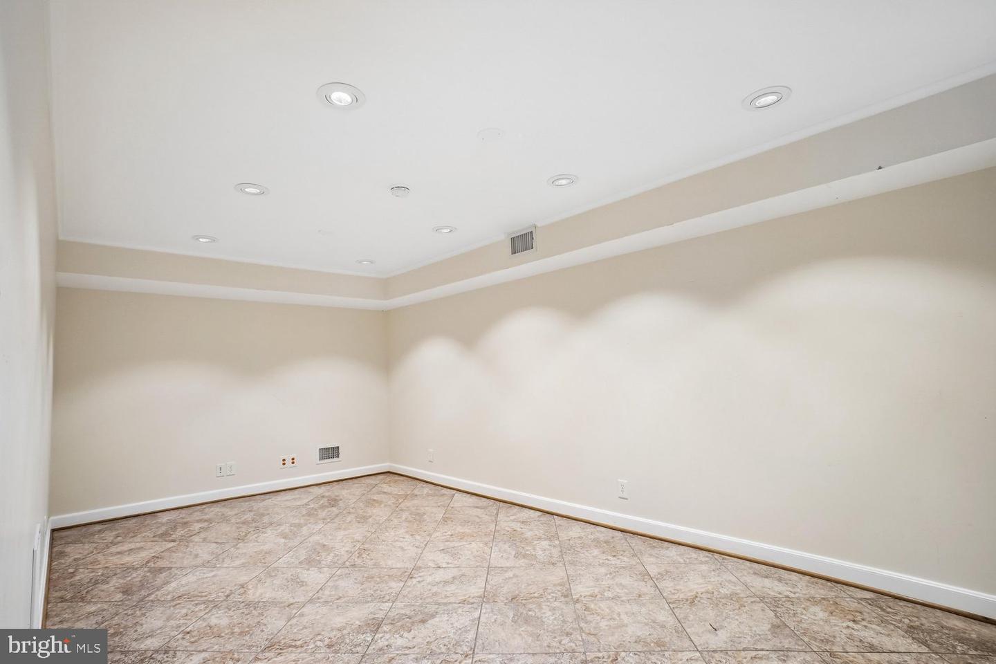 8352 Orange Ct Property Photo 27