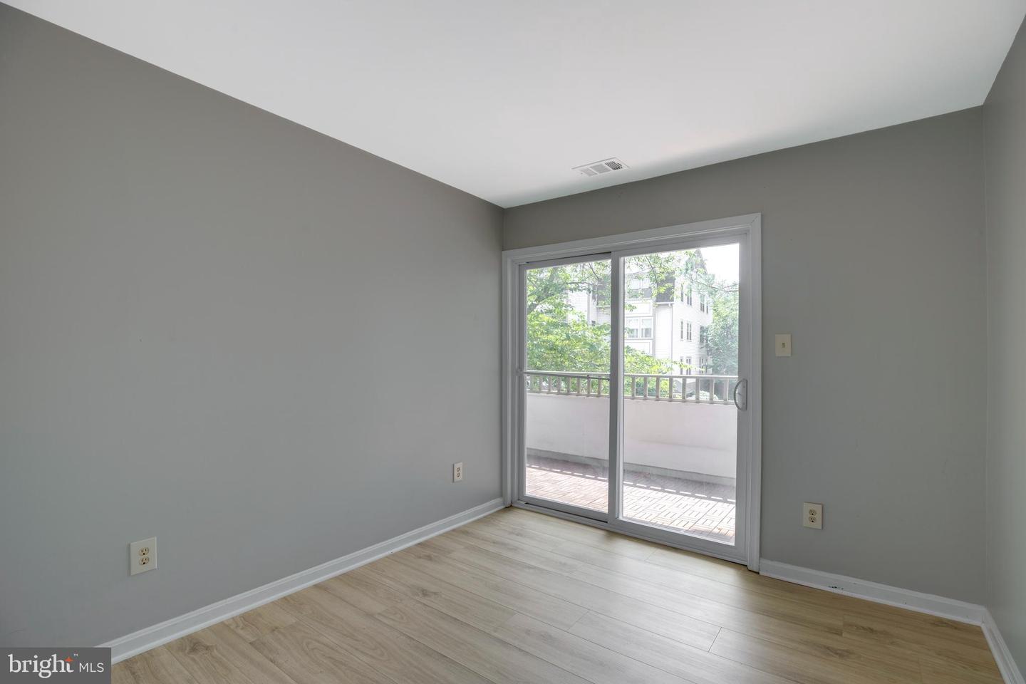 7707 Lafayette Forest Dr #21 Property Photo 9