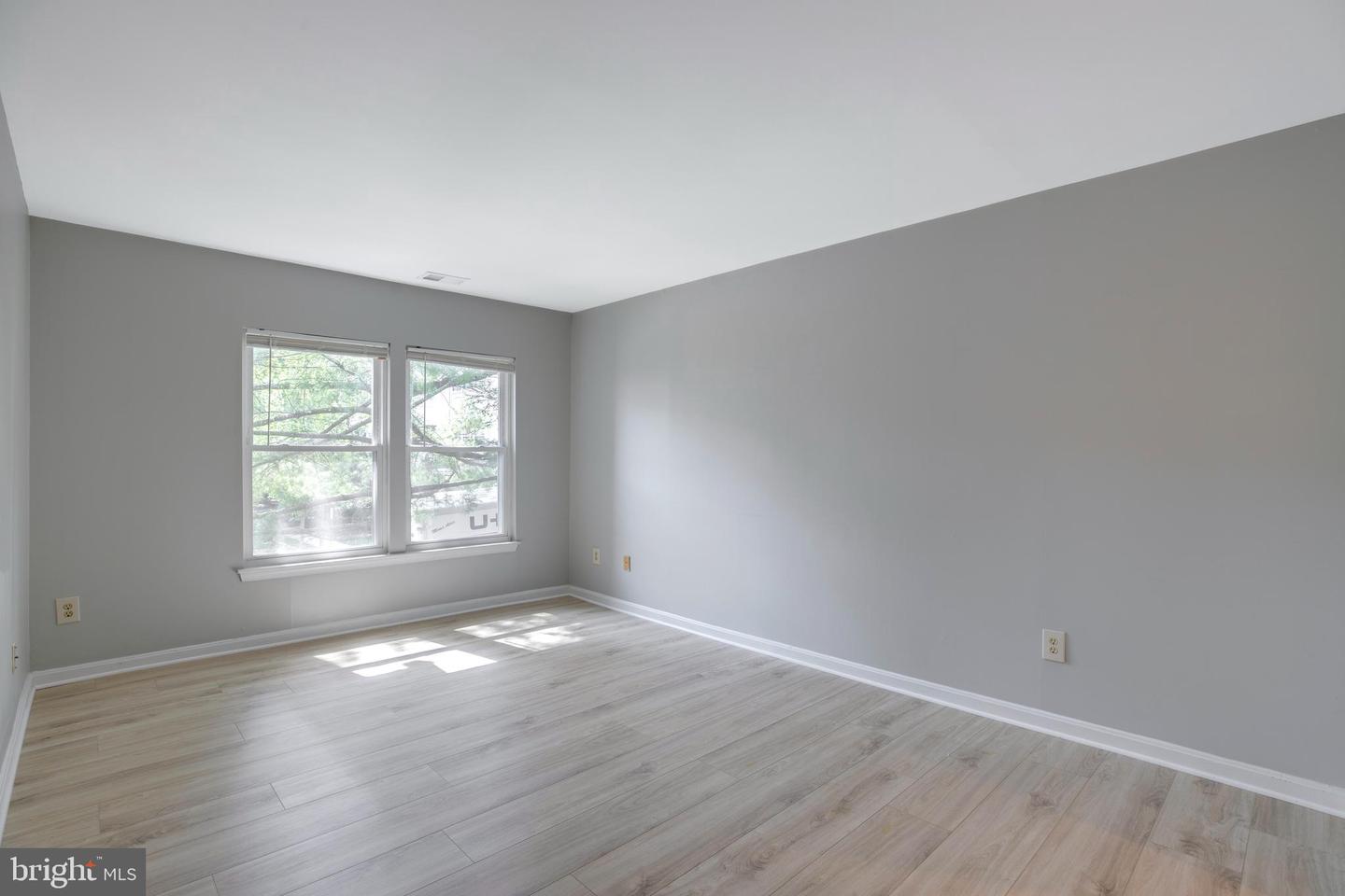 7707 Lafayette Forest Dr #21 Property Photo 10