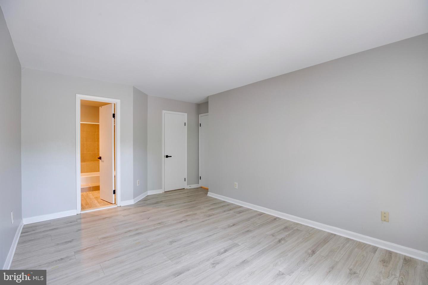 7707 Lafayette Forest Dr #21 Property Photo 11