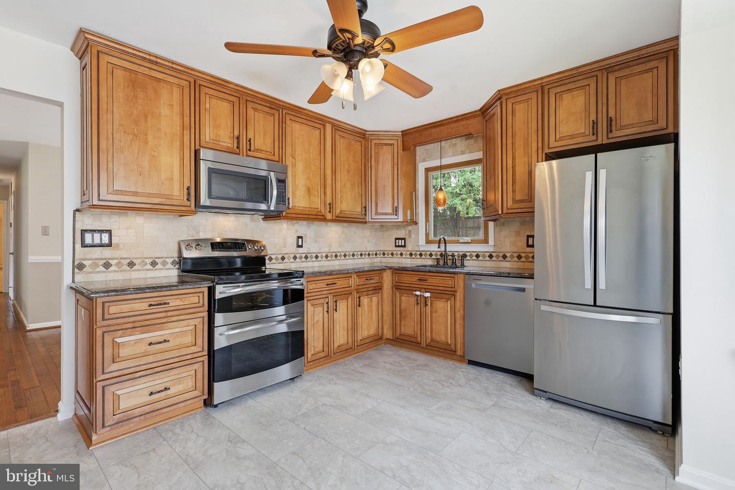 7690 Green Garland Dr Property Photo 6