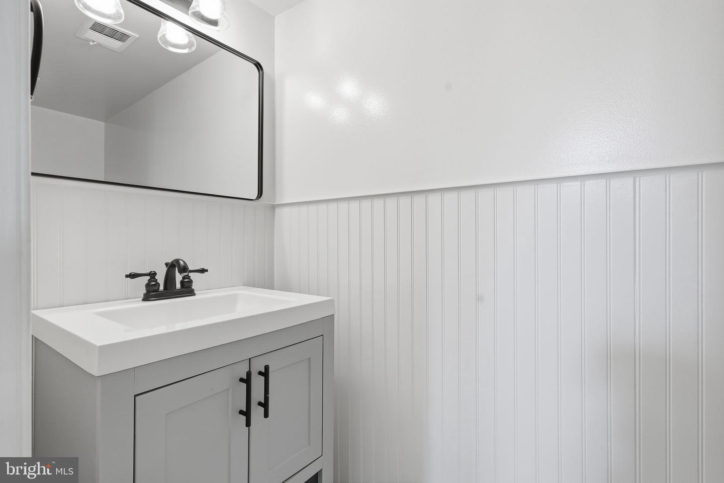 7690 Green Garland Dr Property Photo 15