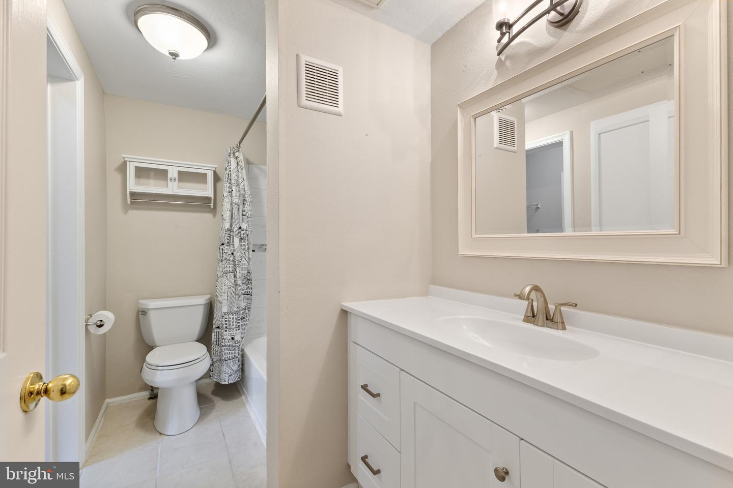 1530 Spring Gate Dr #9312 Property Photo 17