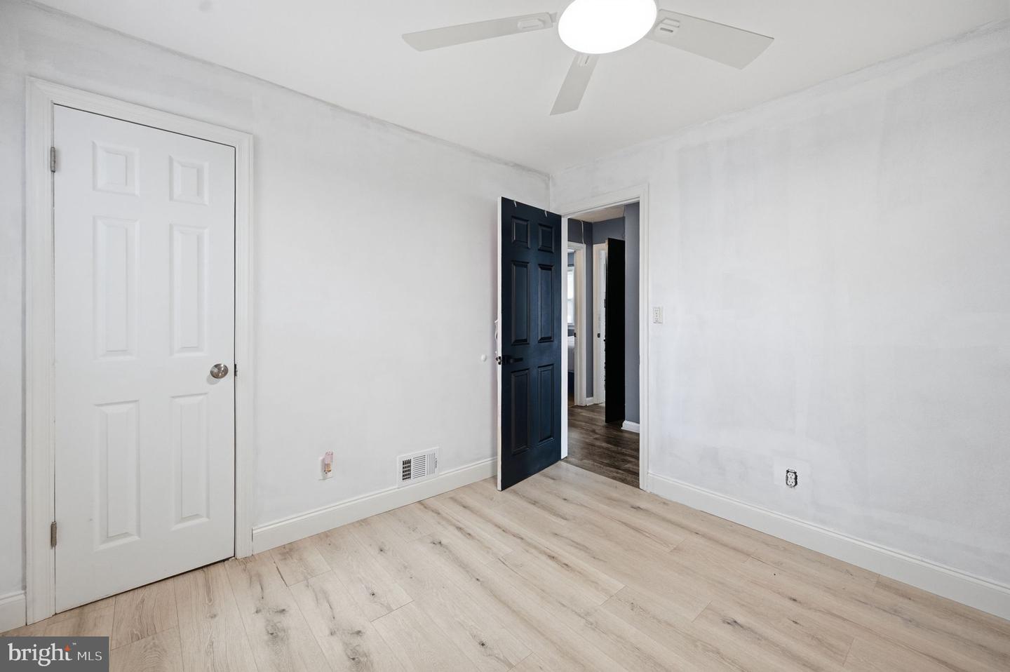 7907 Martha Washington St Property Photo 10