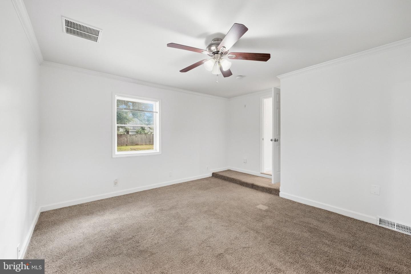 7907 Martha Washington St Property Photo 14