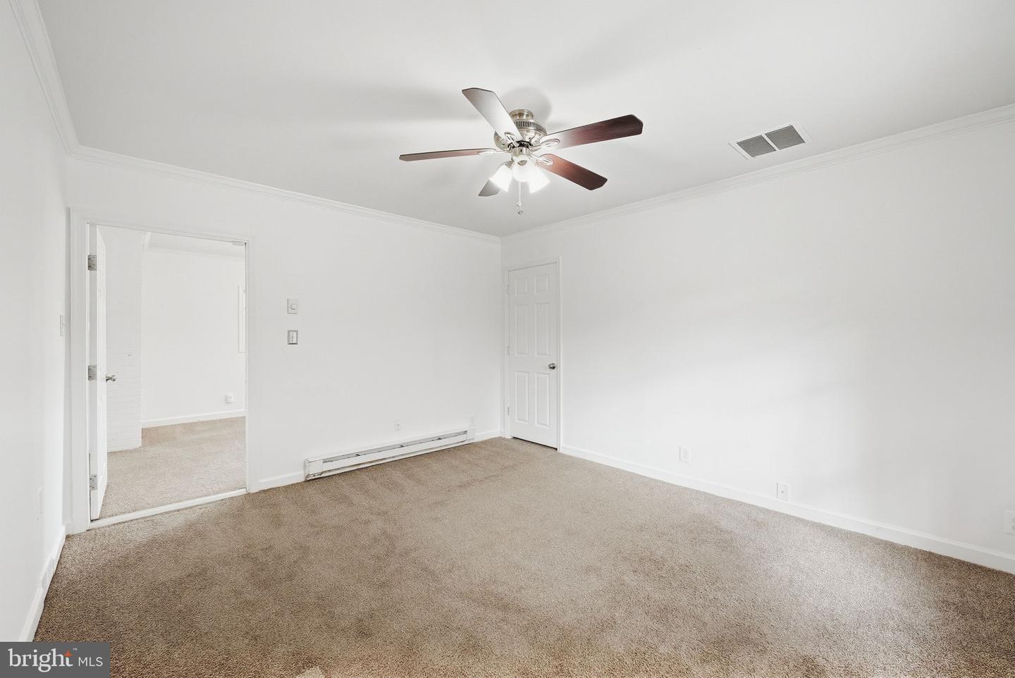 7907 Martha Washington St Property Photo 15