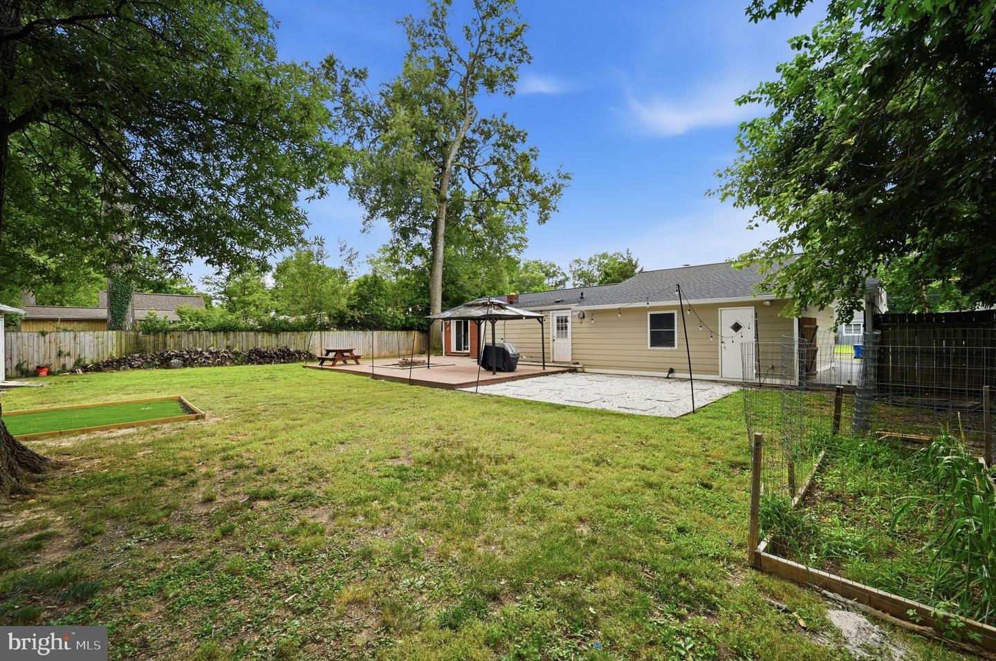 7907 Martha Washington St Property Photo 32