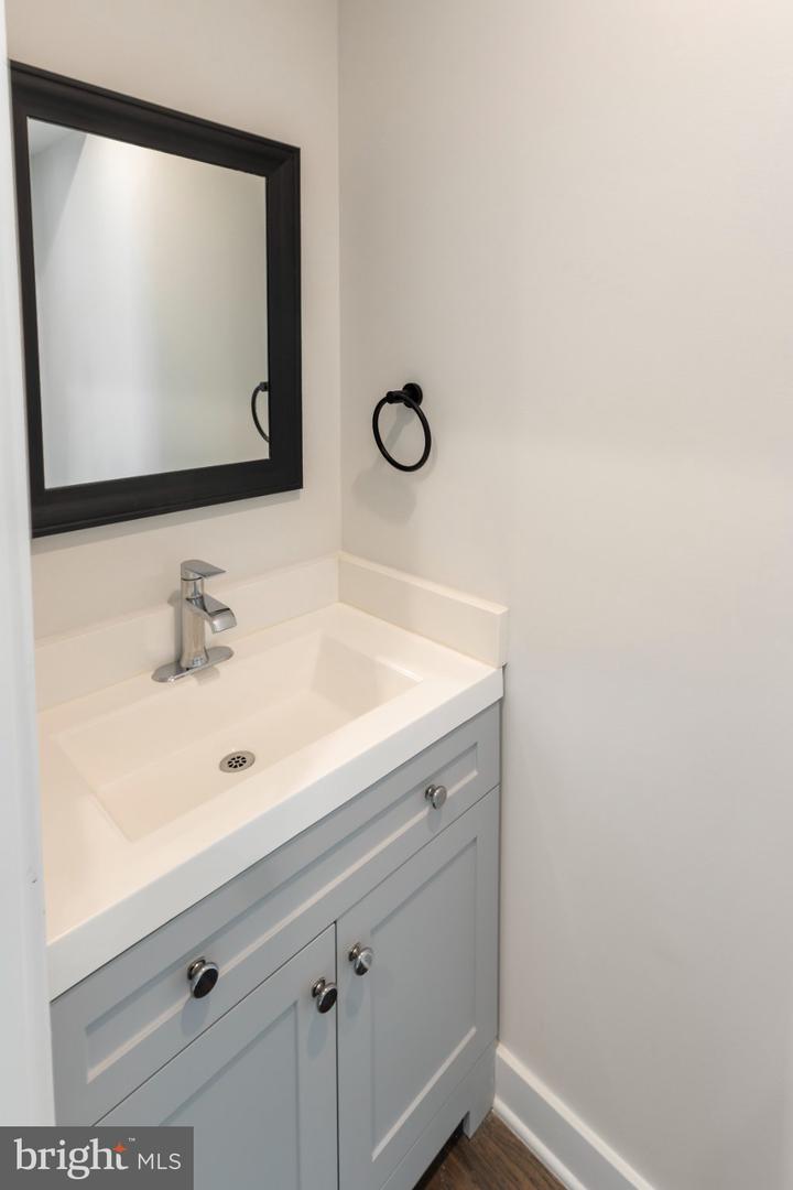 8276 Safarian Way Property Photo 20