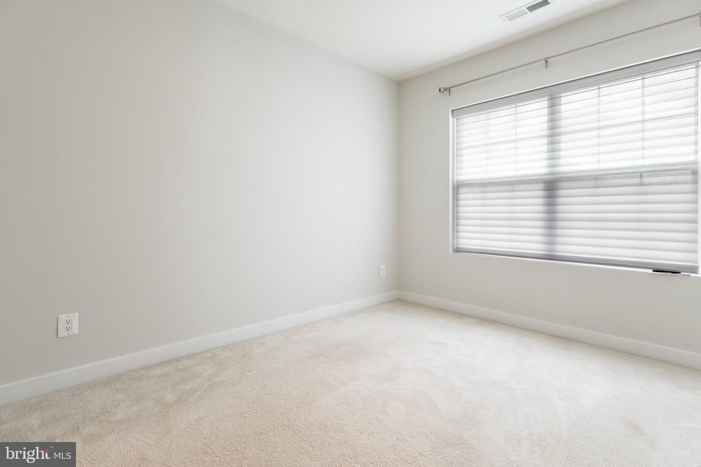 8276 Safarian Way Property Photo 27