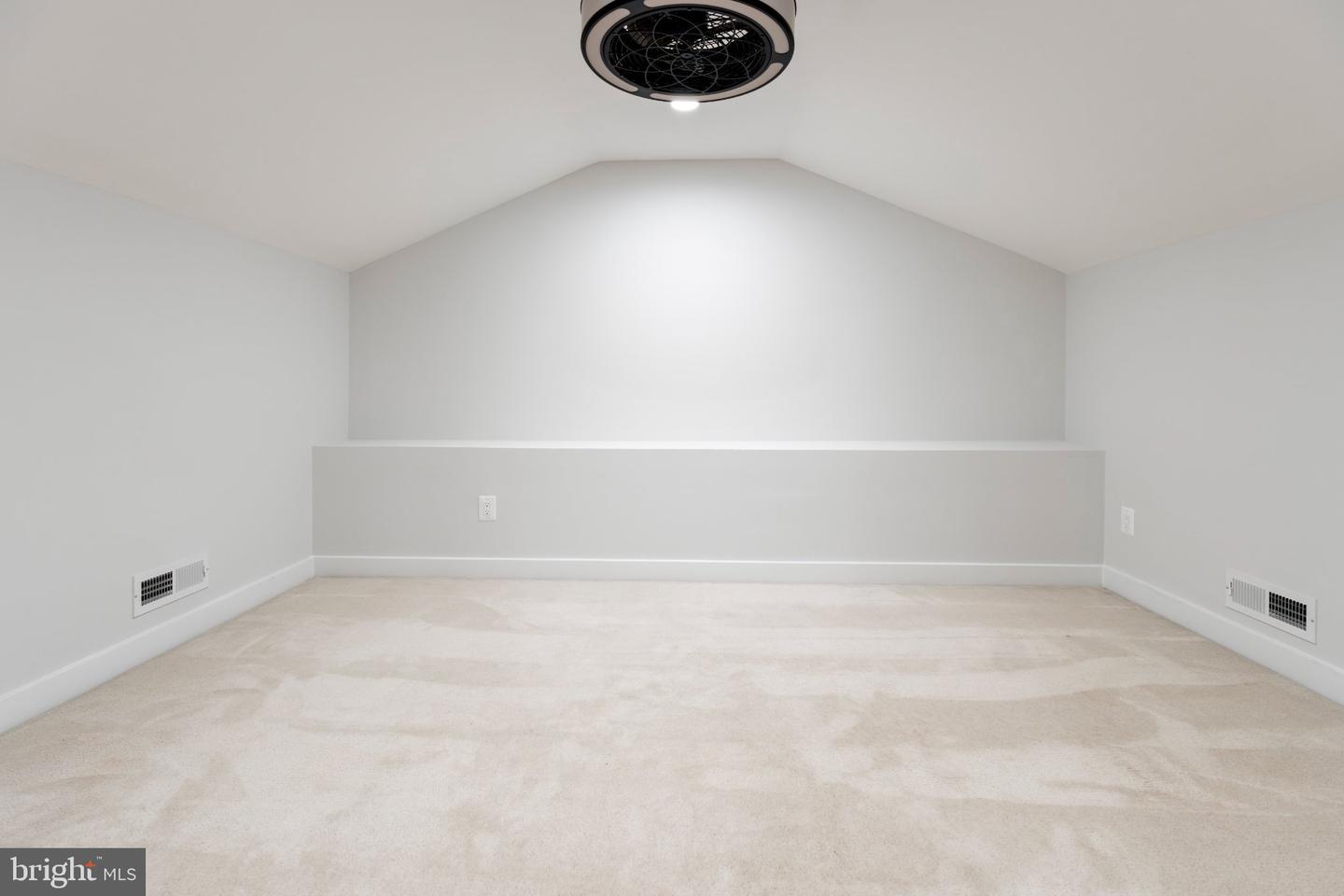 8276 Safarian Way Property Photo 40