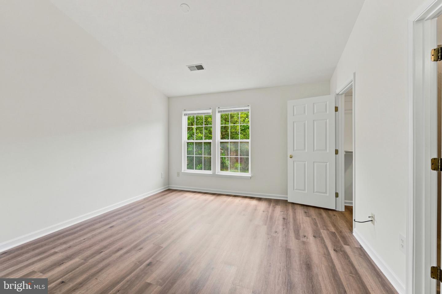 14247 Glade Spring Dr Property Photo 8