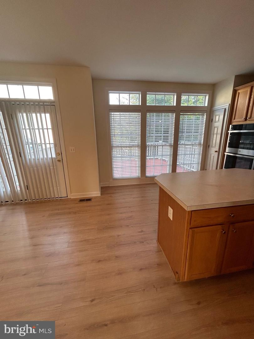8075 Samuel Wallis Property Photo 7
