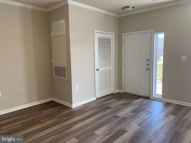 5123 Travis Edward Way #b Property Photo 17