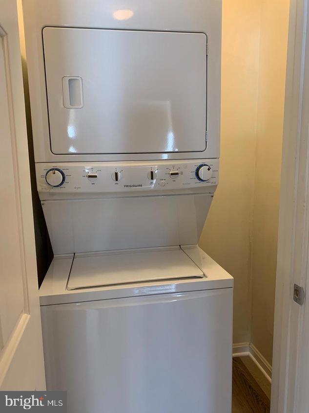 5123 Travis Edward Way #b Property Photo 26