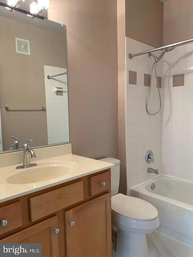 5123 Travis Edward Way #b Property Photo 29