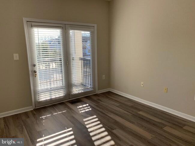 5123 Travis Edward Way #b Property Photo 32