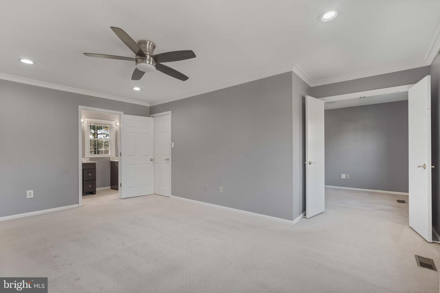 2621 John Milton Dr Property Photo 22