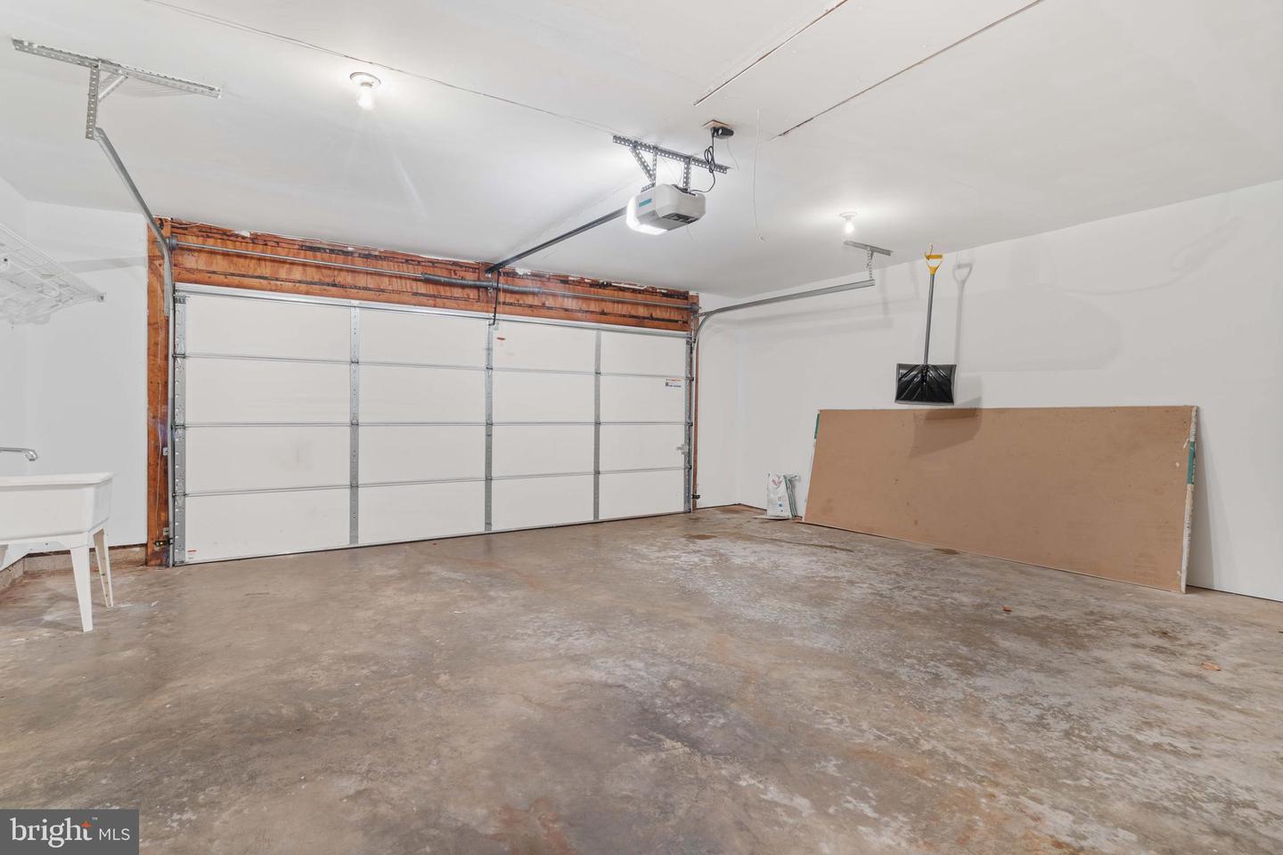 2621 John Milton Dr Property Photo 35