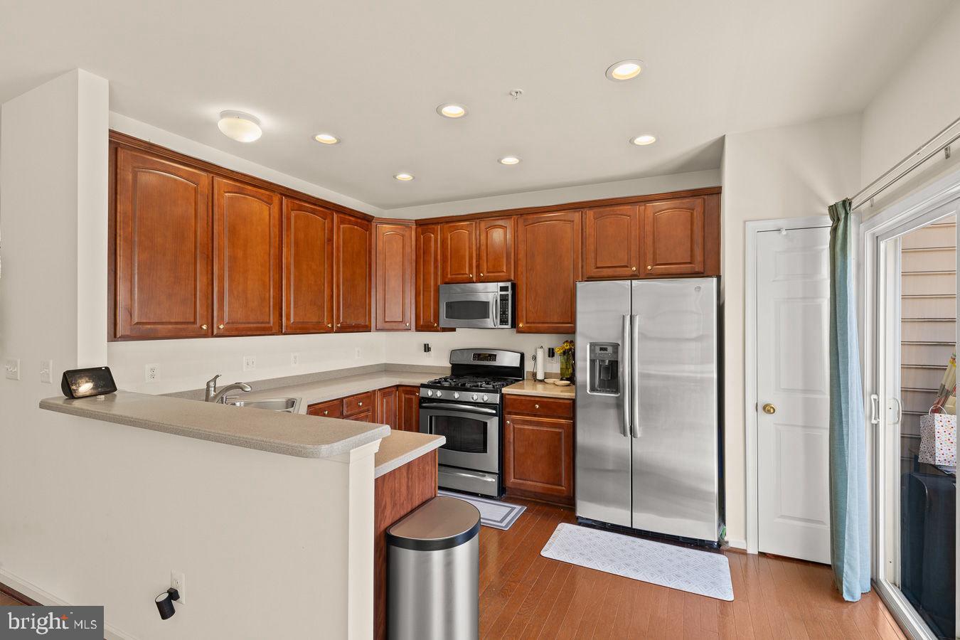 4457-b Beacon Grove Cir #705b Property Photo 10