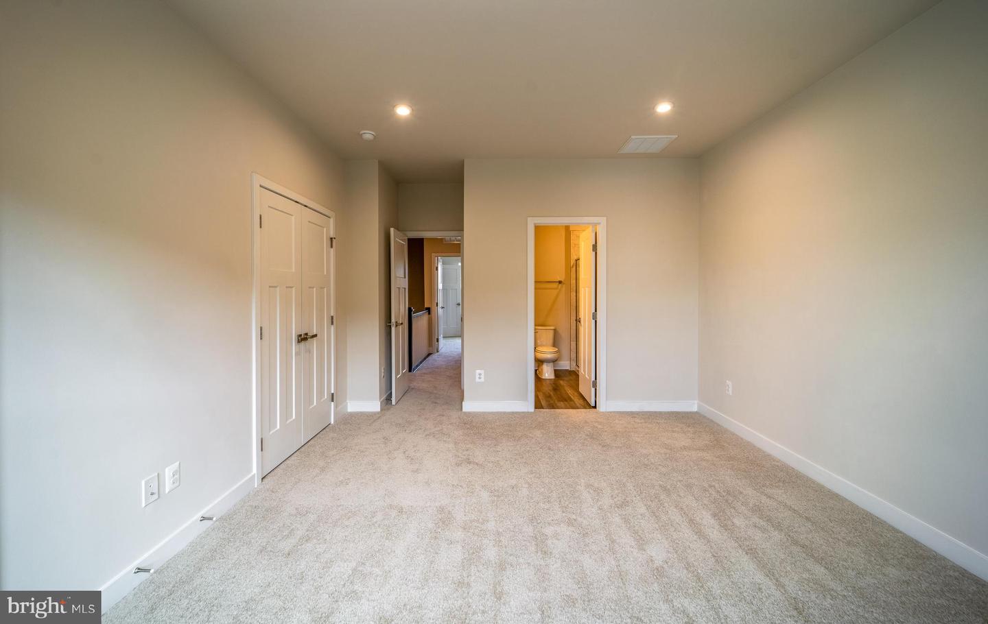 14062 Sunrise Valley Dr Property Photo 11
