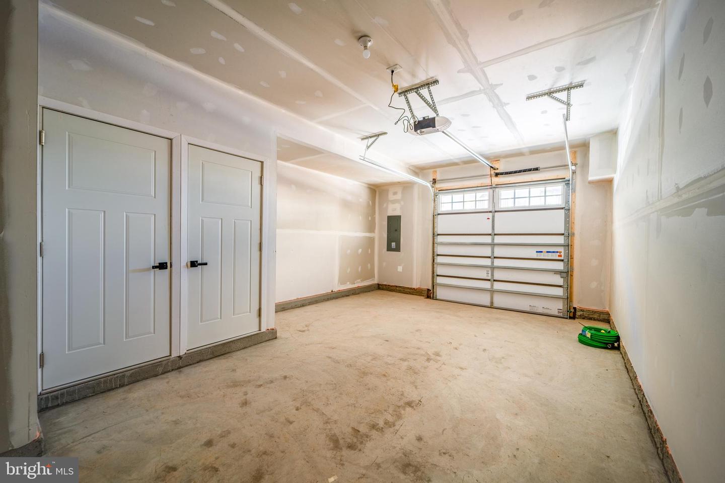 14062 Sunrise Valley Dr Property Photo 26