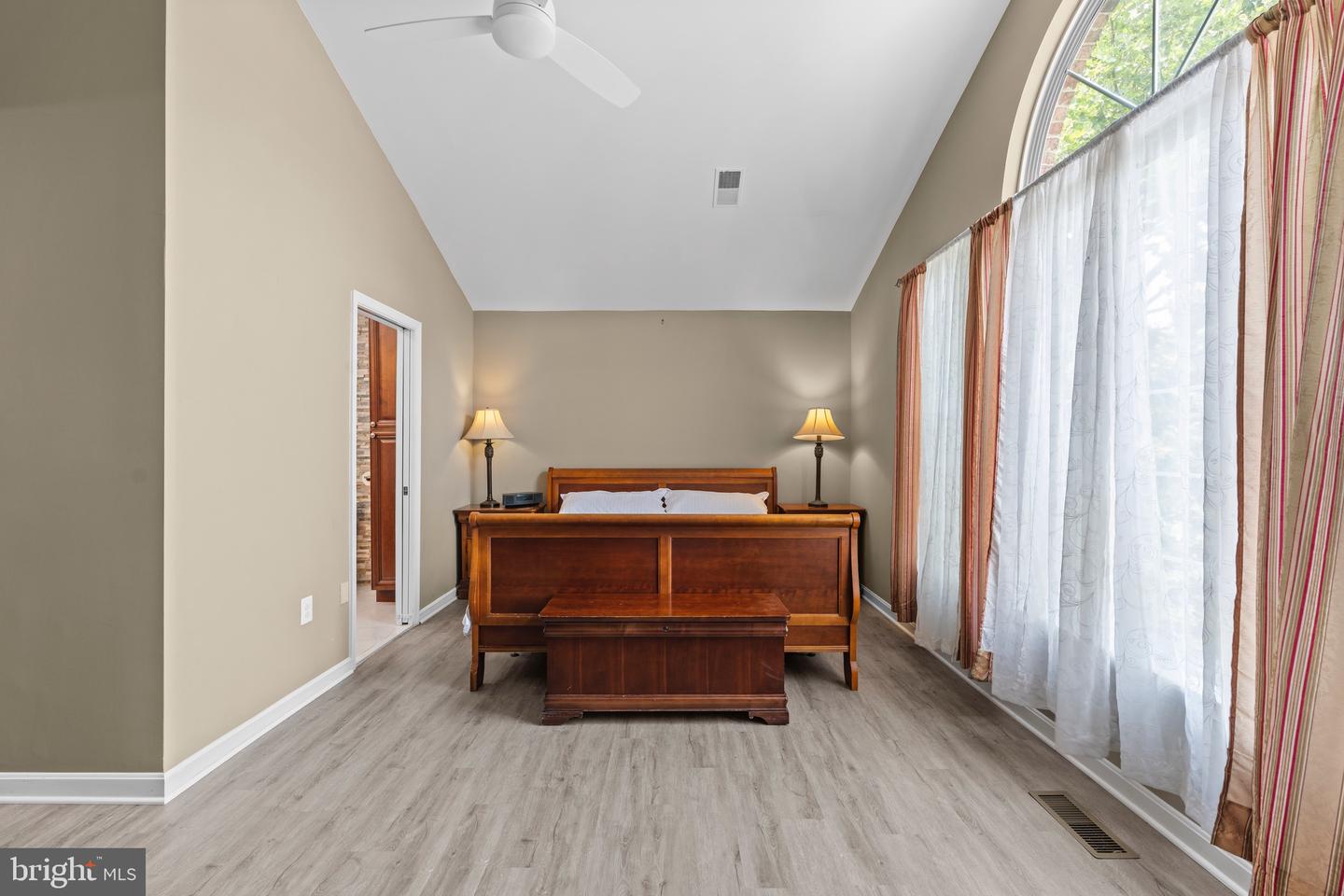 6021 Woodlake Ln Property Photo 16