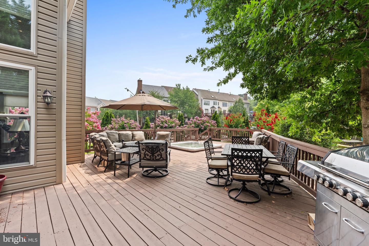6021 Woodlake Ln Property Photo 47