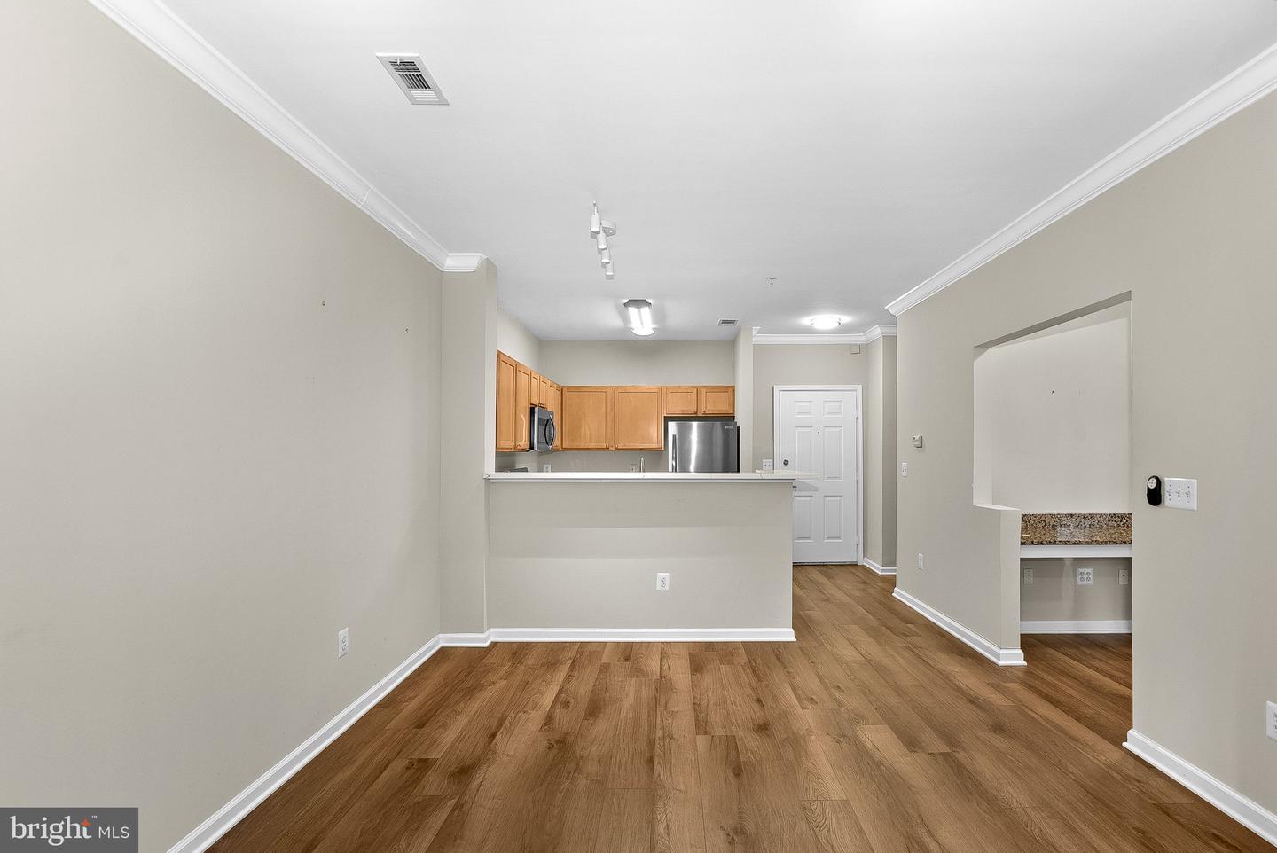 12000 Market St #329 Property Photo 9
