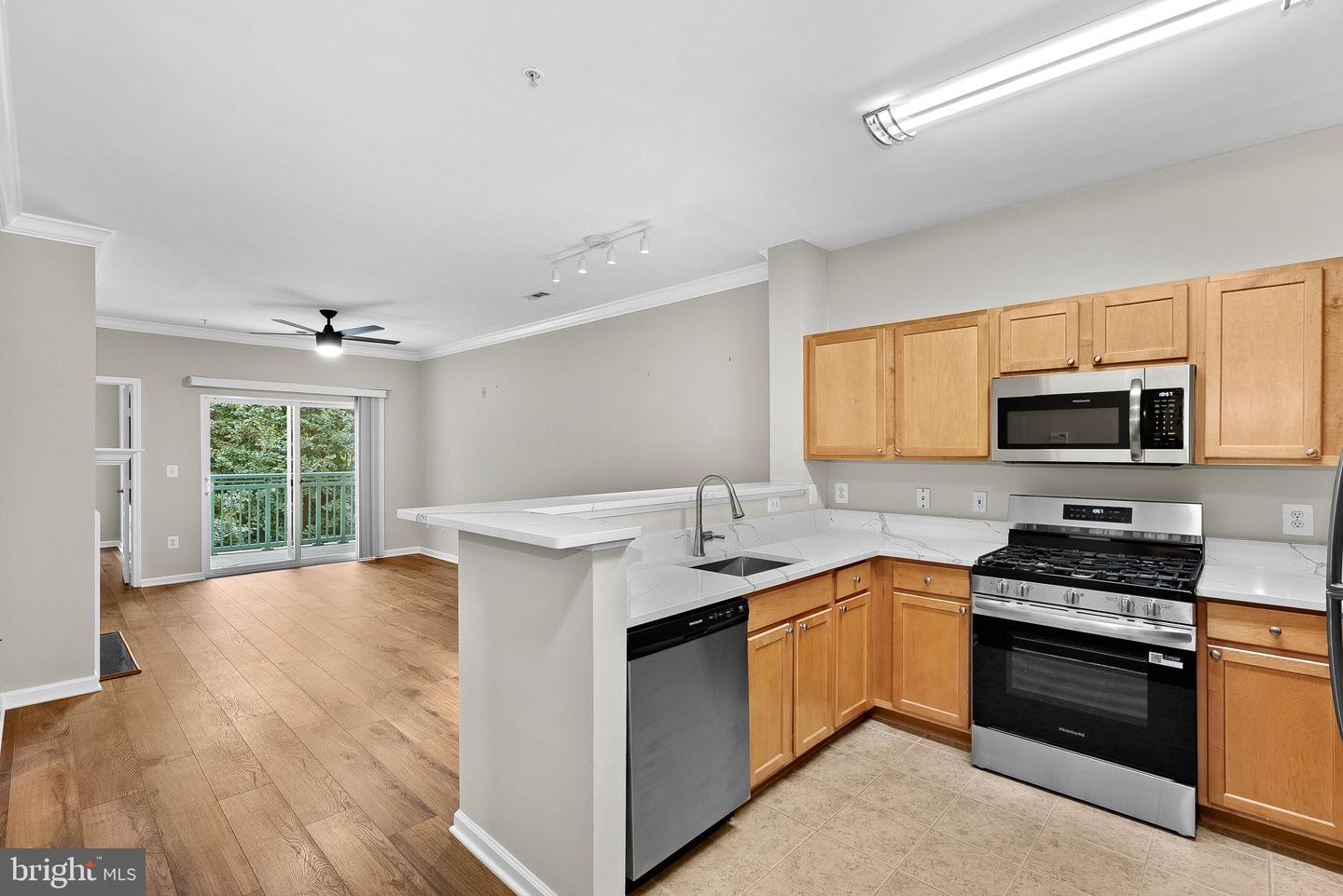 12000 Market St #329 Property Photo 15