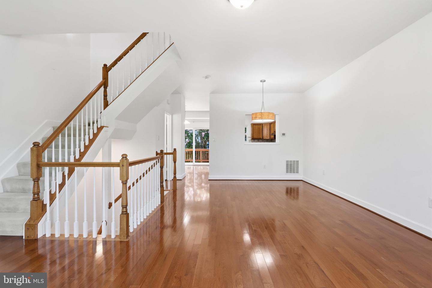 14214 Beddingfield Way Property Photo 7
