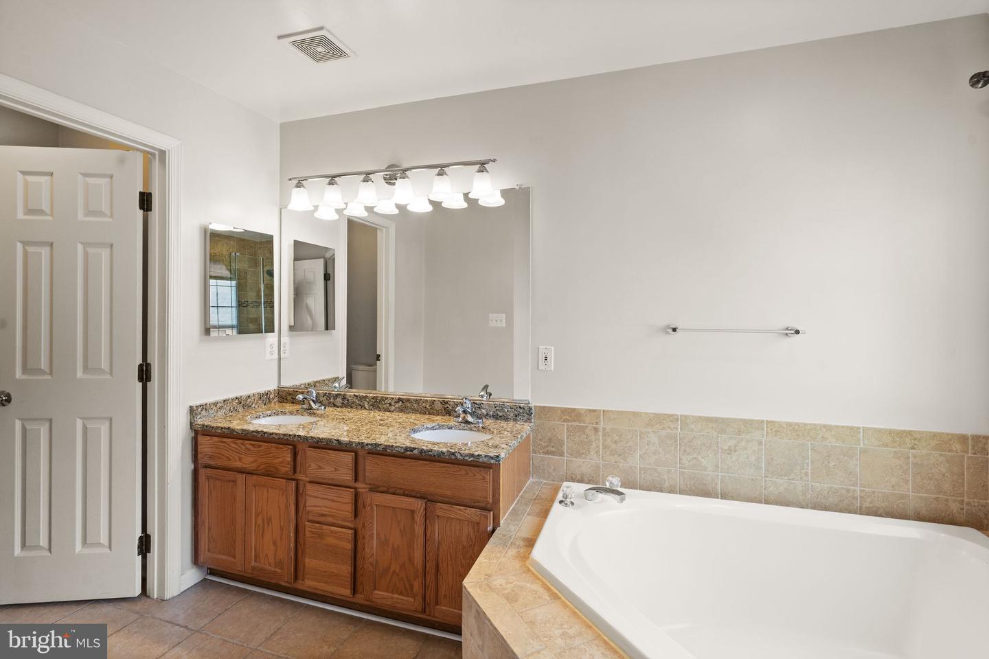 6712 Sullivan Way Property Photo 53