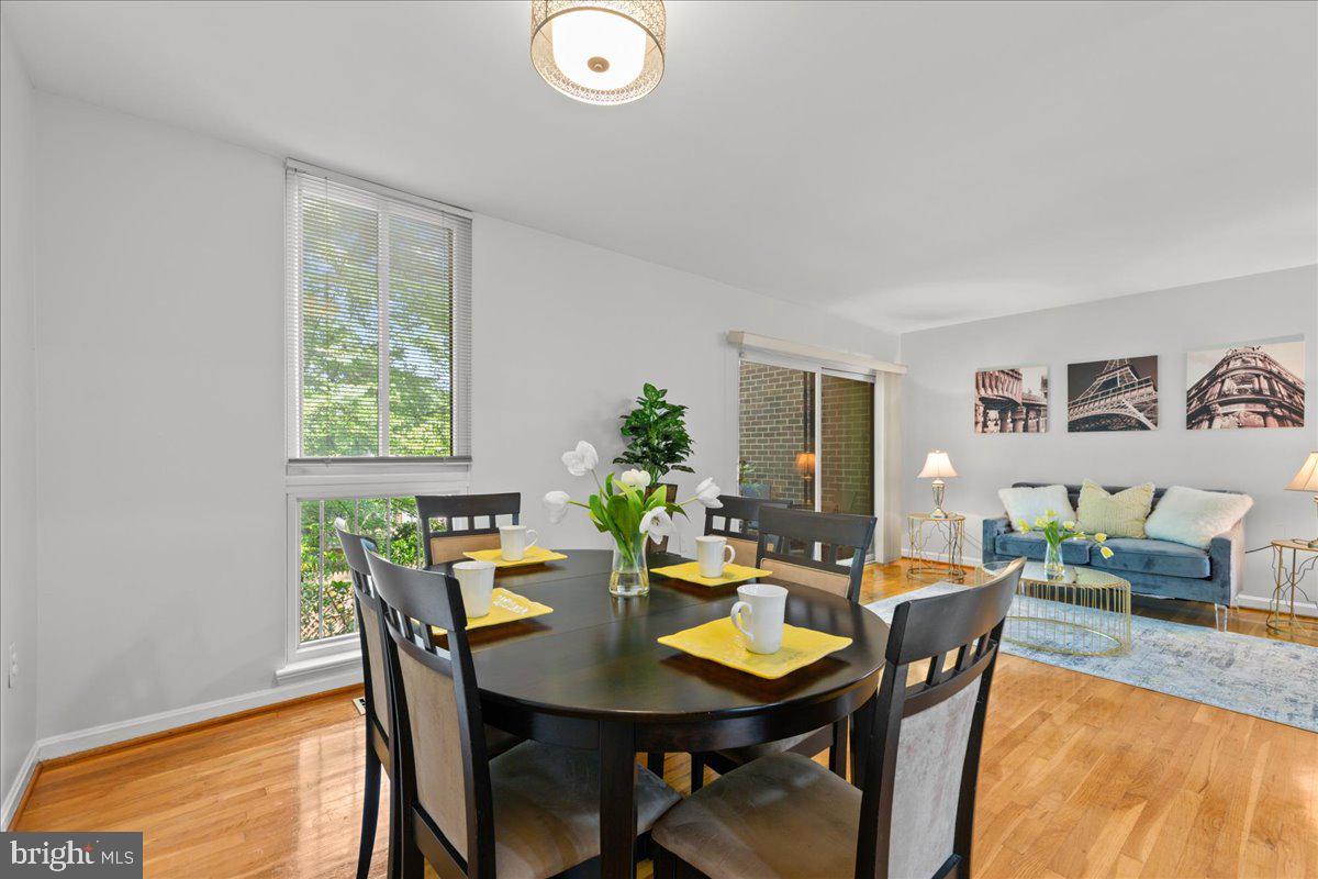 4932 Sauquoit Ln Property Photo 11