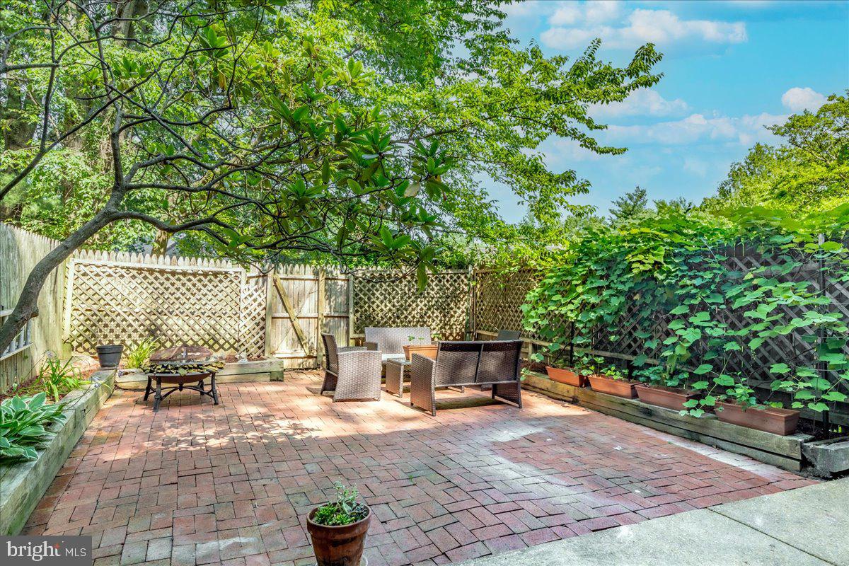 4932 Sauquoit Ln Property Photo 38