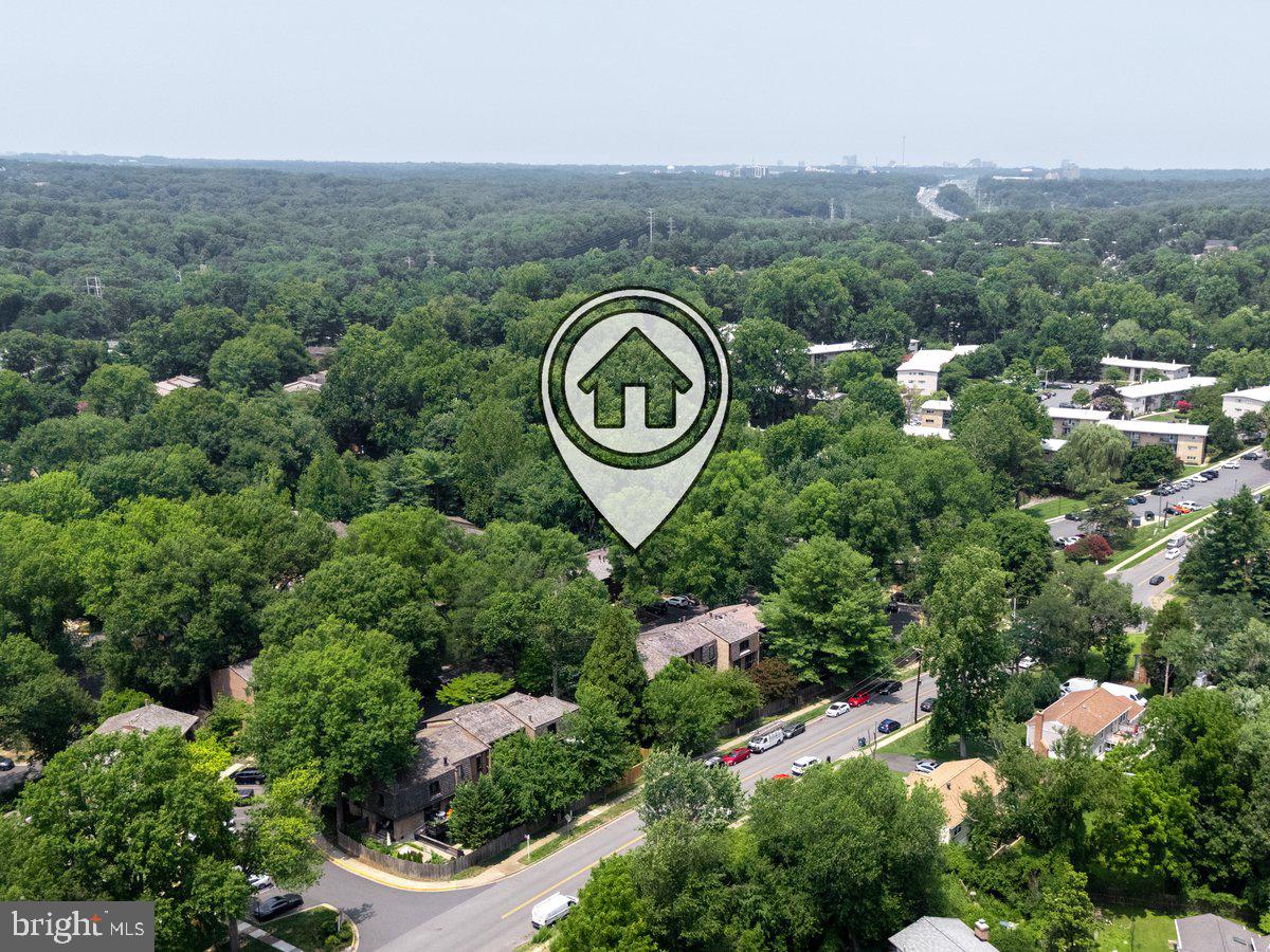 4932 Sauquoit Ln Property Photo 43