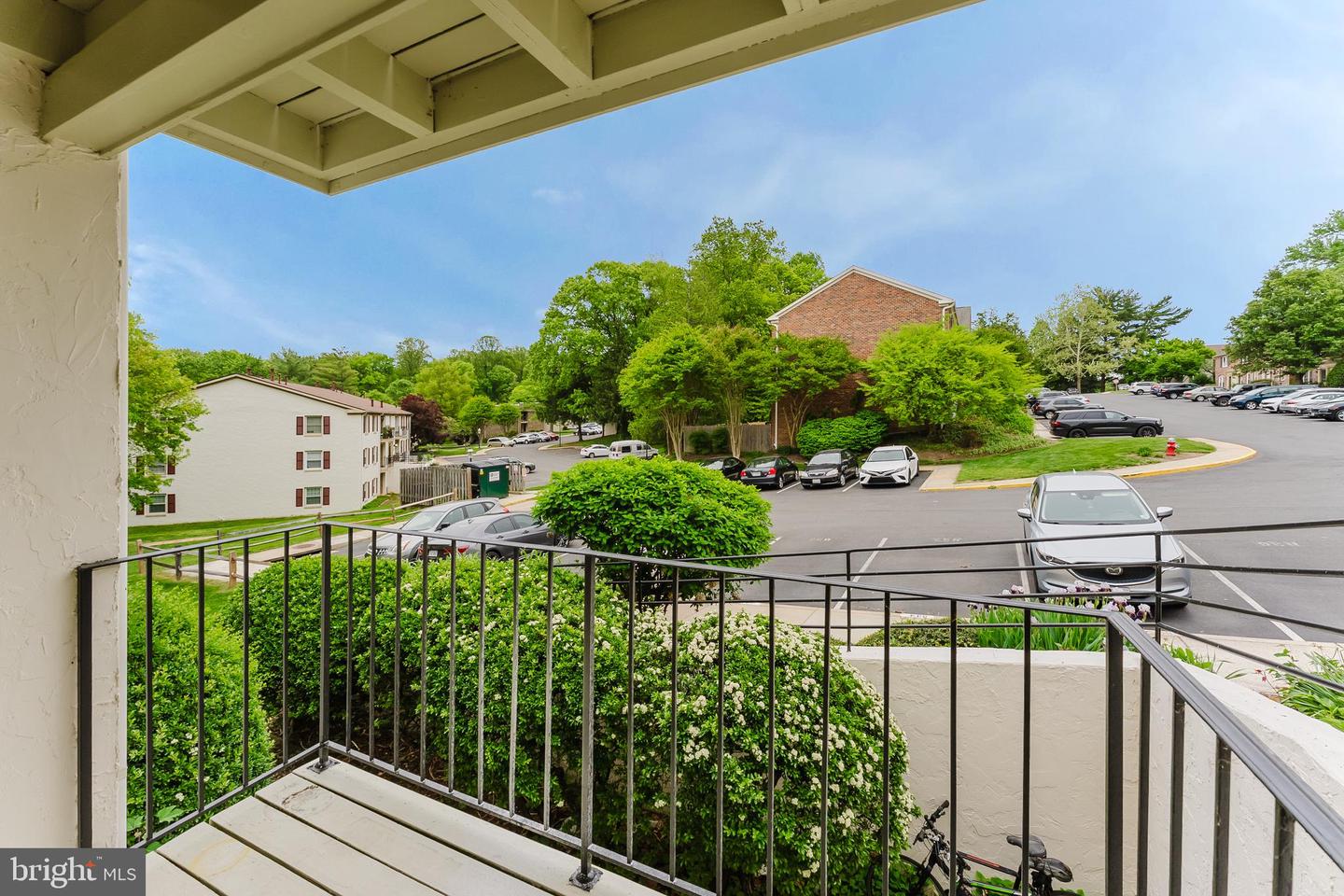5800-b Torington Dr #833 Property Photo 12
