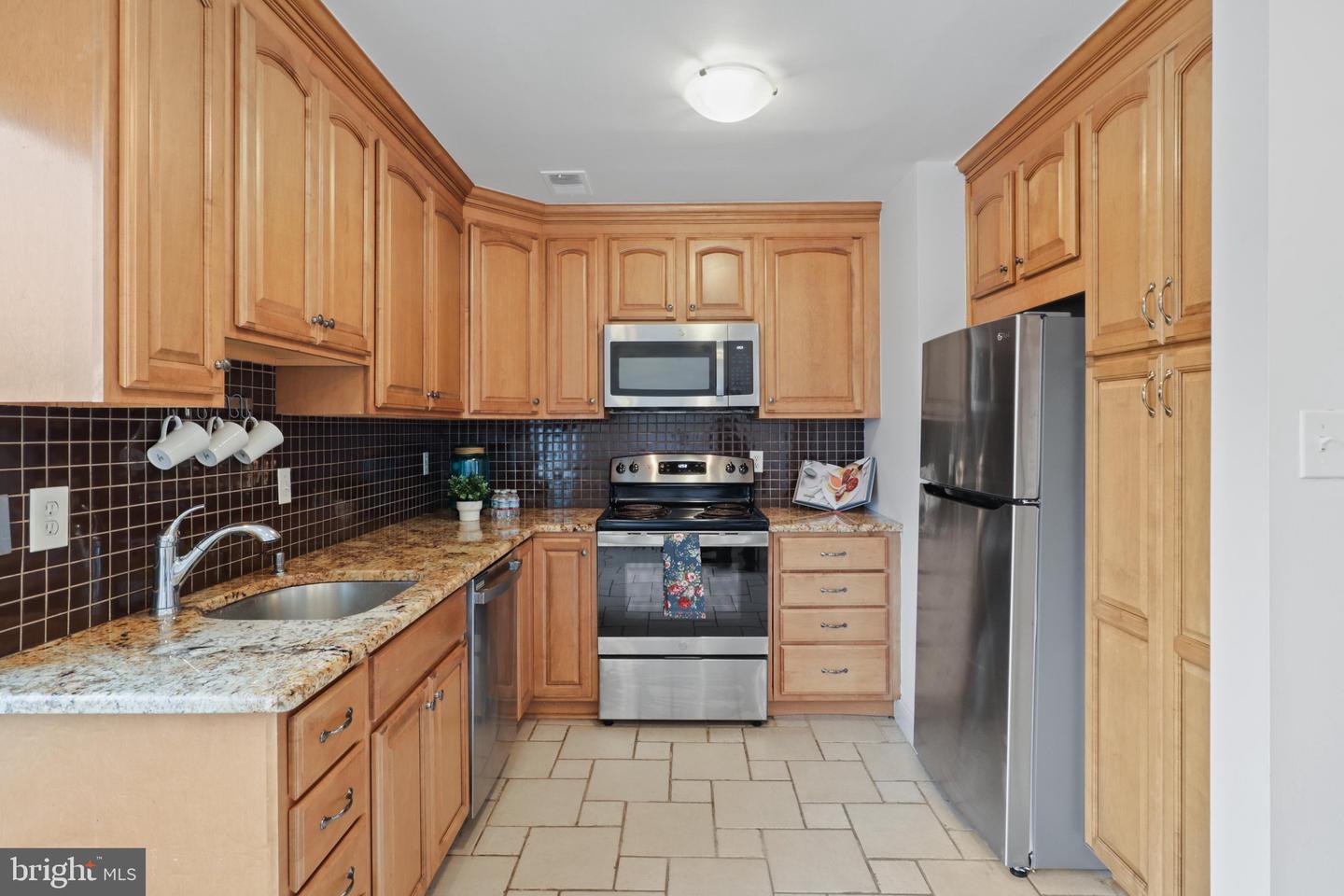 1751 Westwind Way #38b Property Photo 11