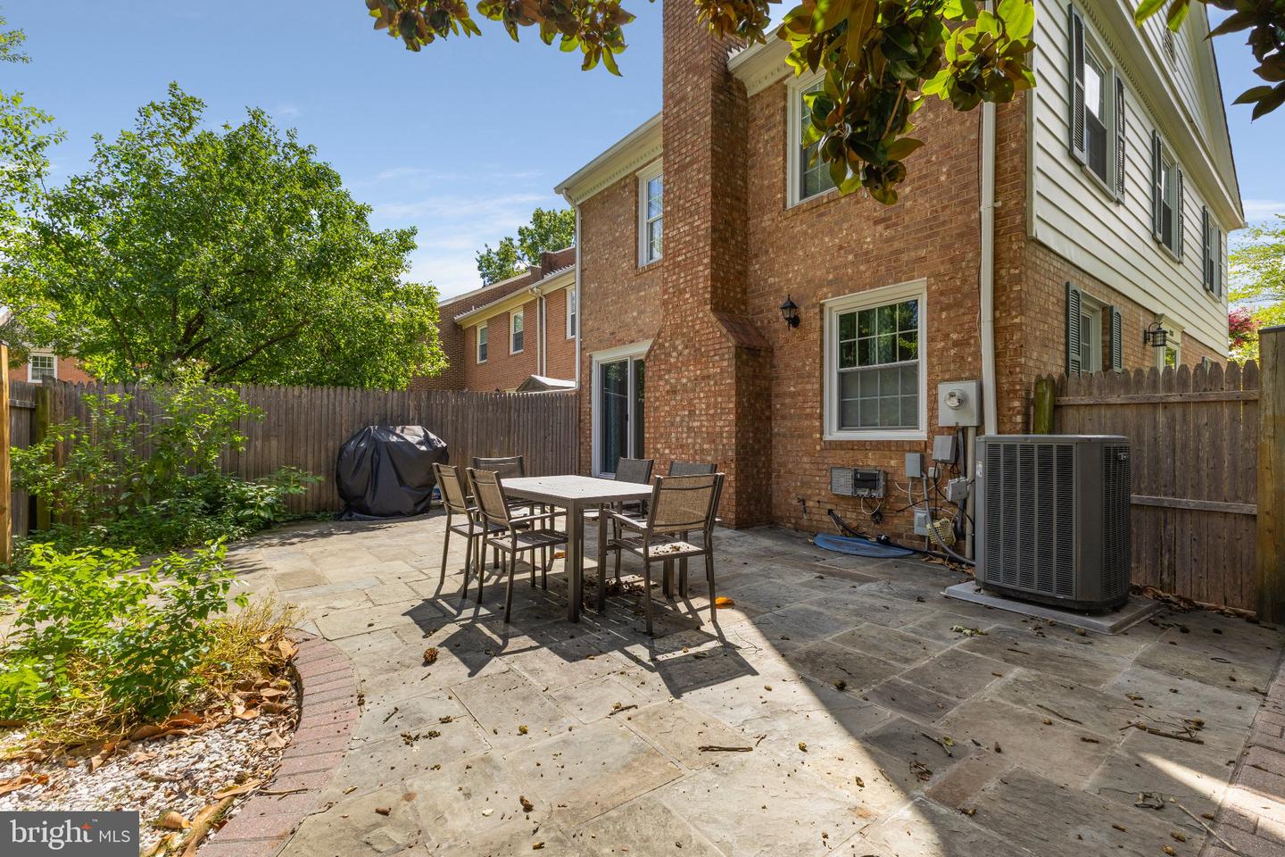 5267 Leestone Ct Property Photo 7
