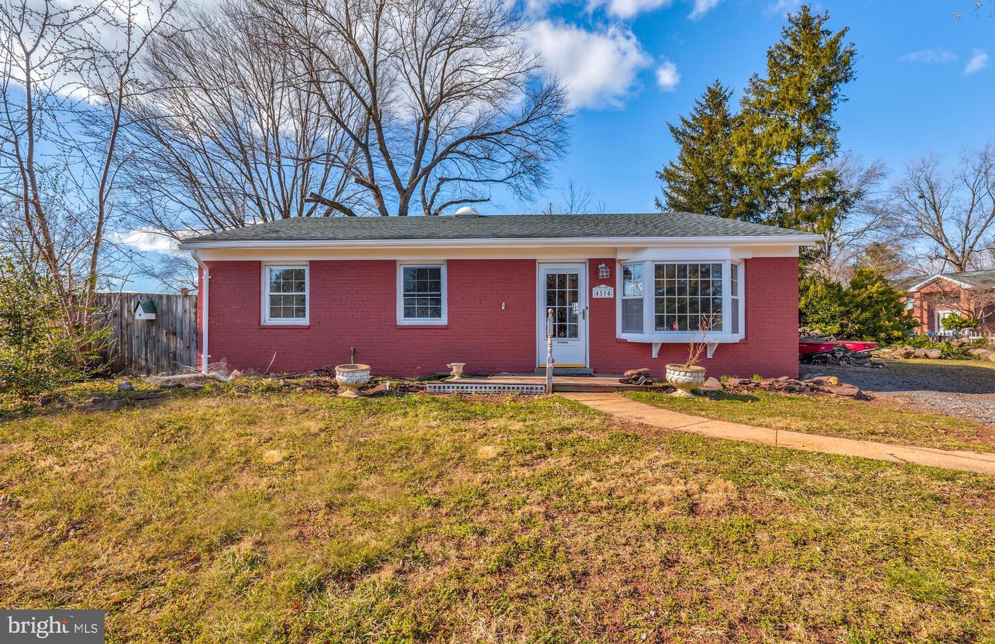 4114 LEES CORNER RD Property Photo 1