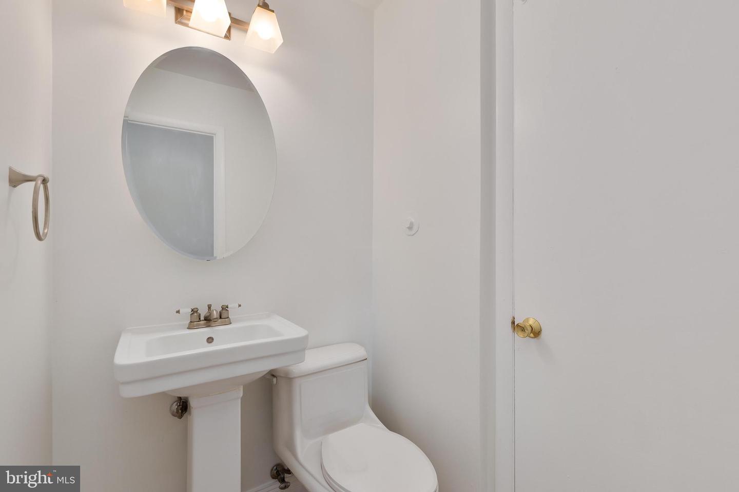 4114 Lees Corner Rd Property Photo 14