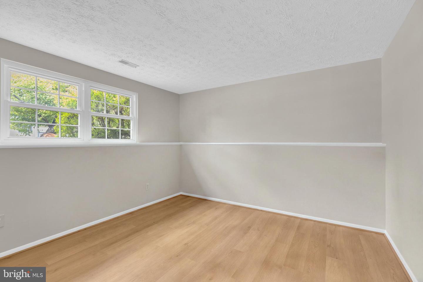8417 Great Lake Ln Property Photo 22