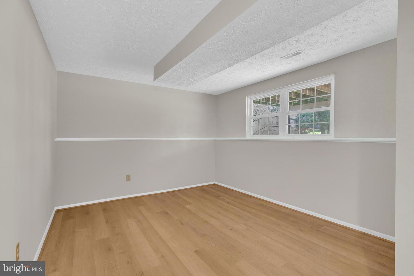 8417 Great Lake Ln Property Photo 23