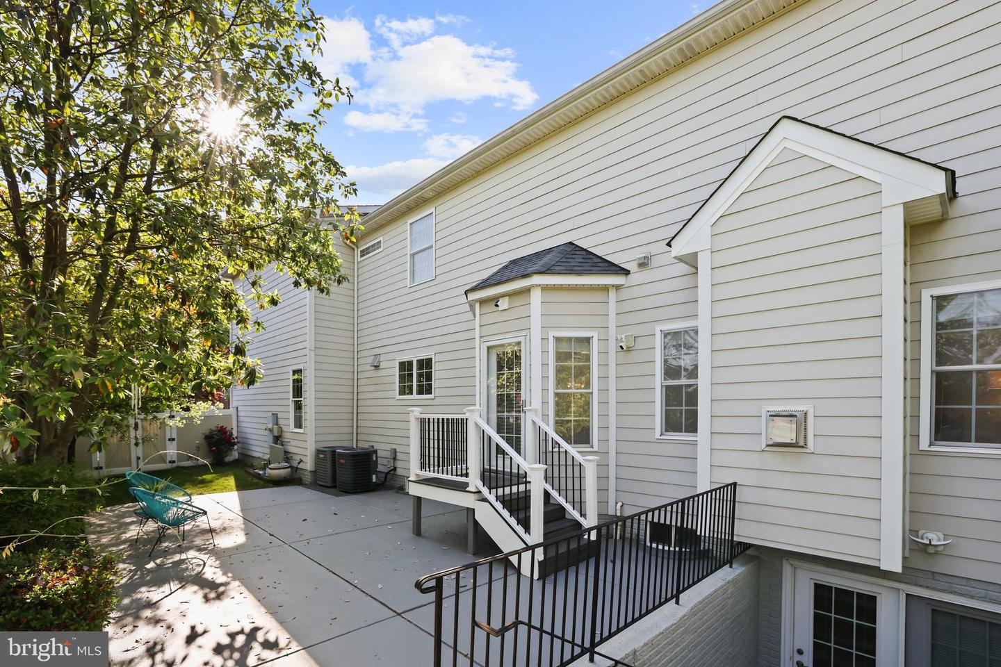 3009 Marshall St Property Photo 46