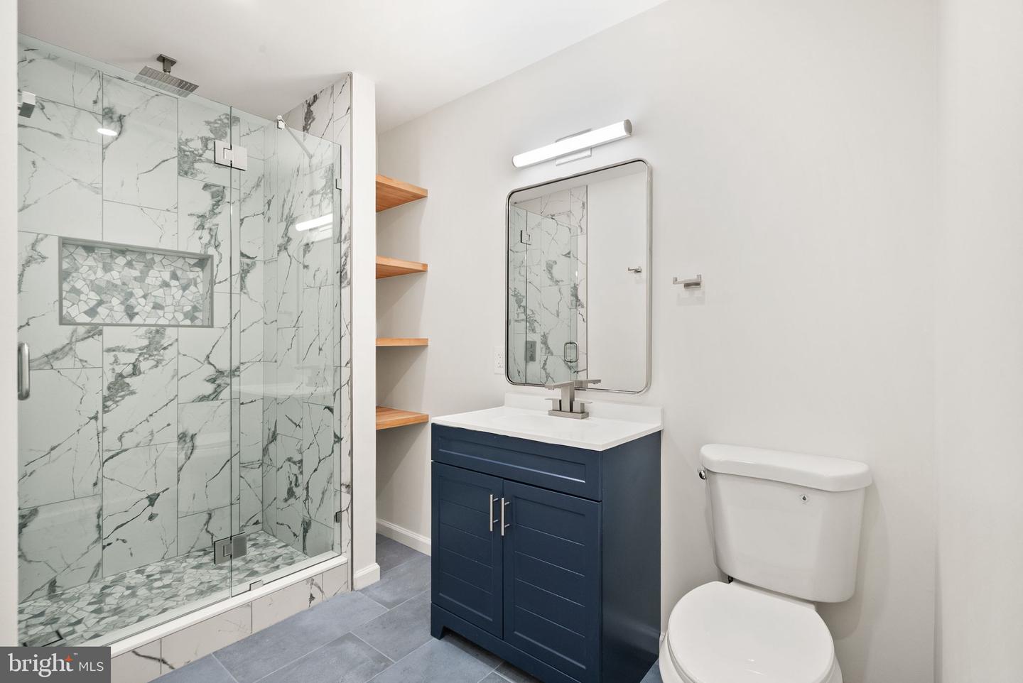 7256 Glen Hollow Ct #2 Property Photo 11