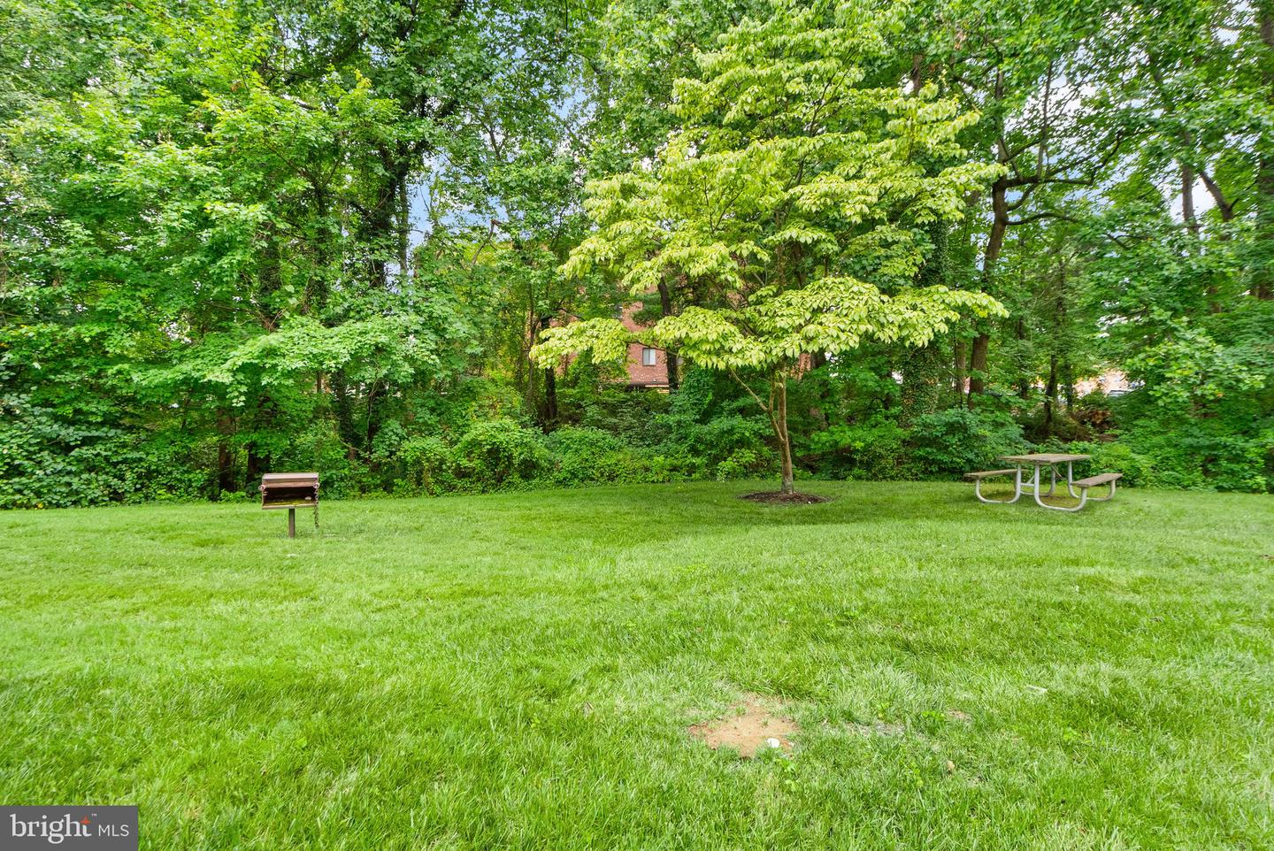 7256 Glen Hollow Ct #2 Property Photo 25