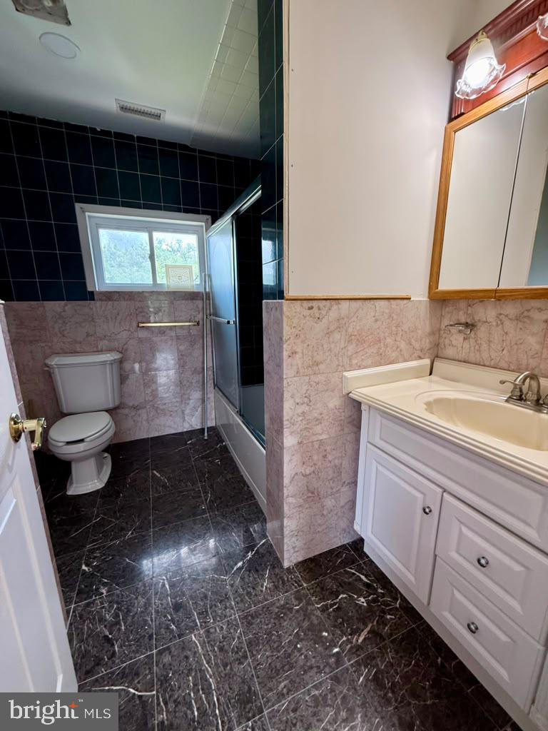 3001 Preston Ave Property Photo 14