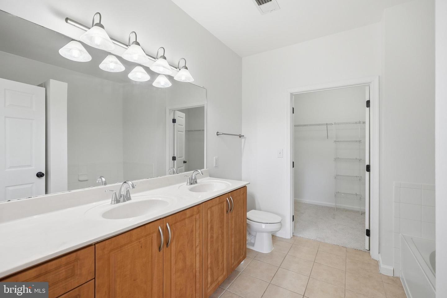 12933 Centre Park Cir #201 Property Photo 12