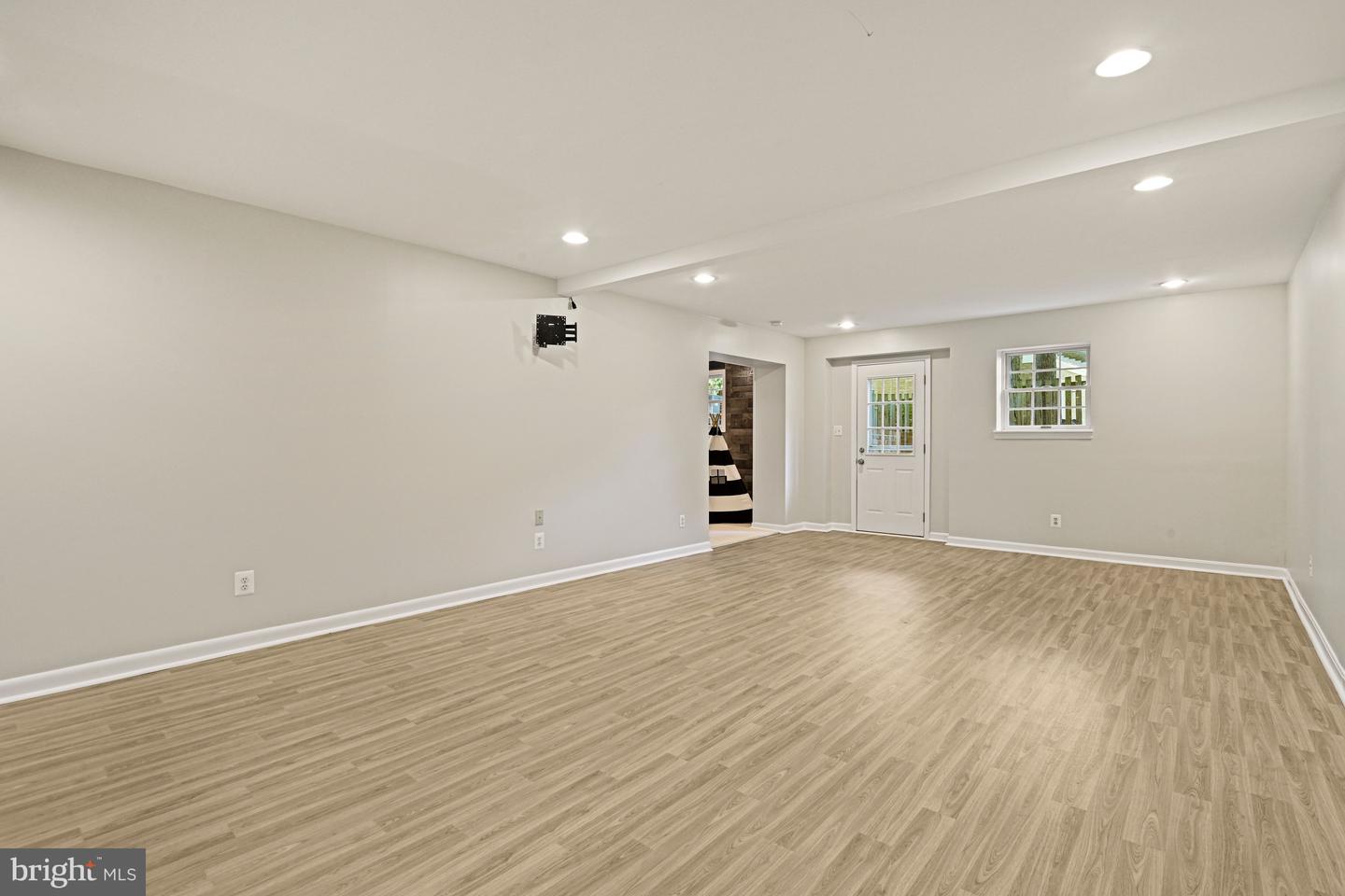 7821 Falstaff Rd Property Photo 17