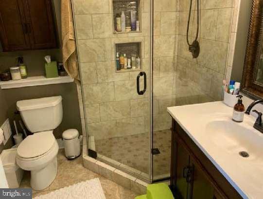 2124 Glenn Spring Ct Property Photo 13