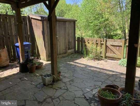 2124 Glenn Spring Ct Property Photo 17